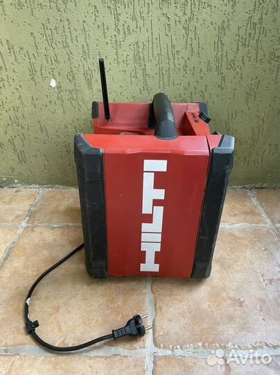 Радио колонка Hilti Зарядное устройство