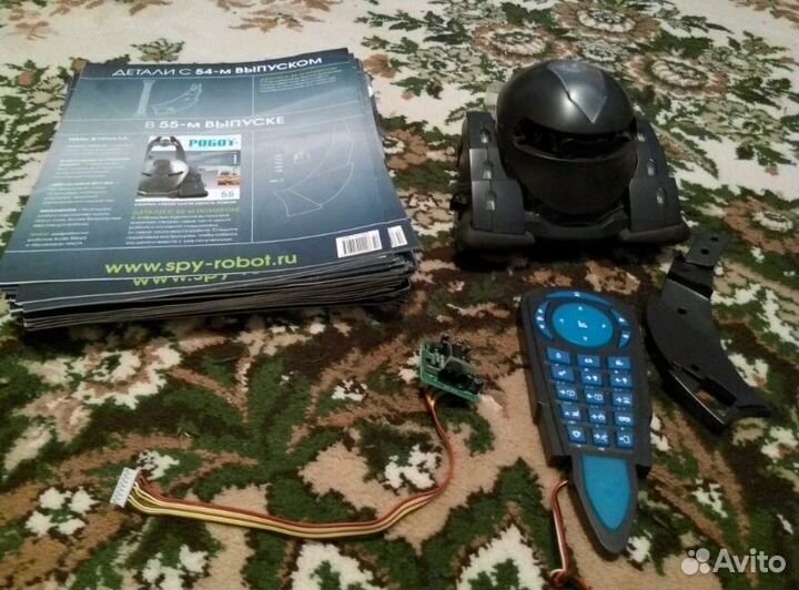 Робот шпион