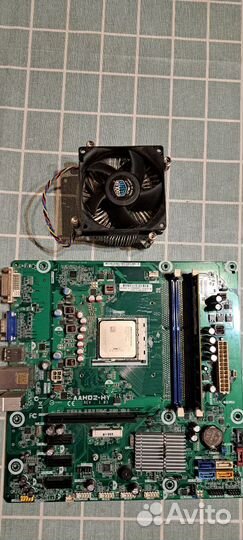 Материнская плата с процессором и памятью