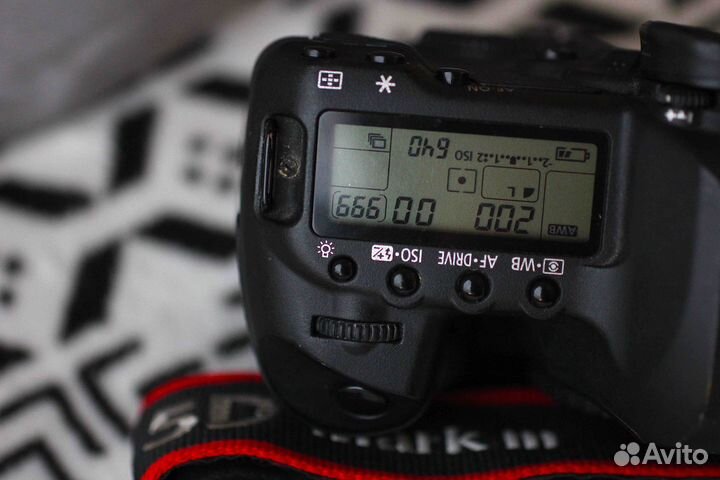 Canon EOS 5D Mark II Body