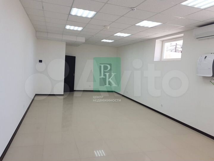 Помещение 43 м2 с отд.входом на Столетовском