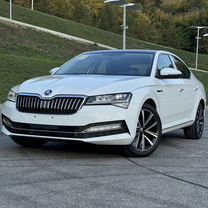 Skoda Superb 2.0 AMT, 2024, 45 км, с пробегом, цена 3 990 000 руб.