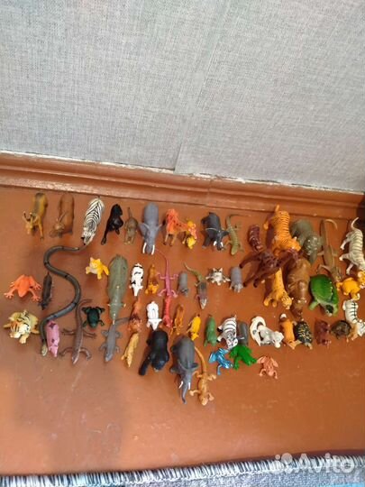 Набор фигурок животных