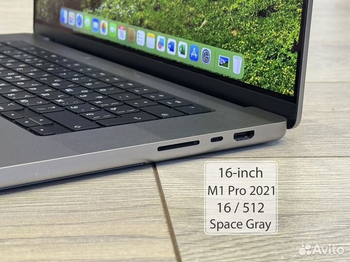Apple MacBook Pro 16 (2021, M1 Pro) 16 / 512