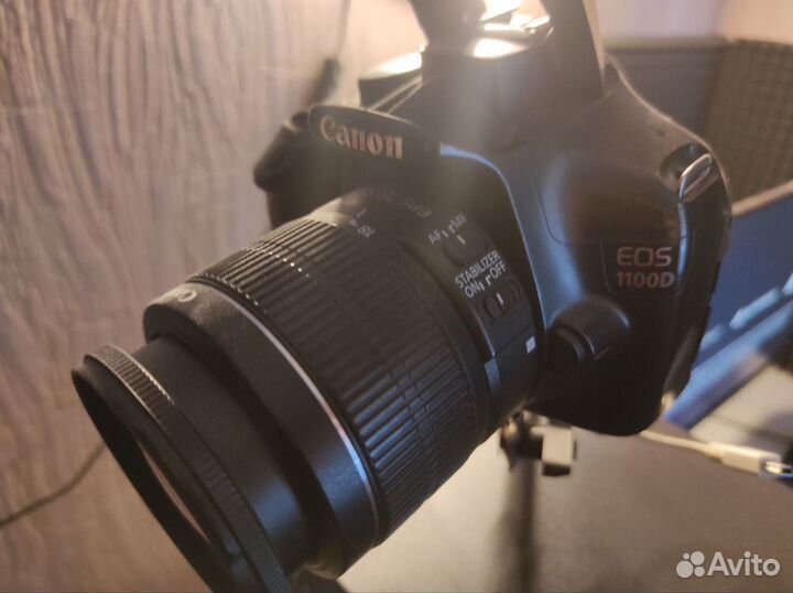 Canon eos 1100d