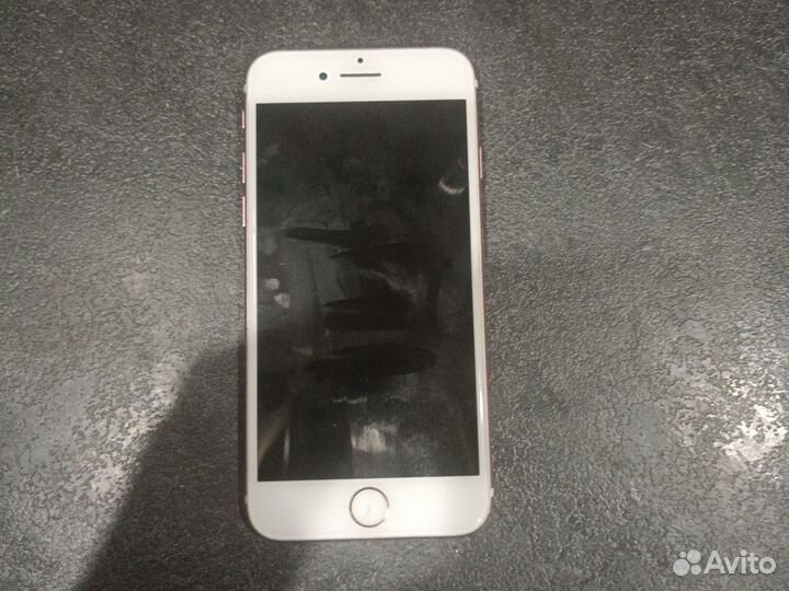 iPhone 7, 32 ГБ