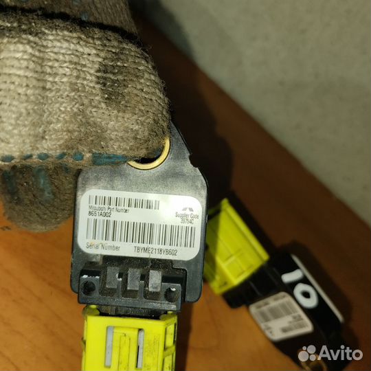 Датчик удара Mitsubishi Lancer 10