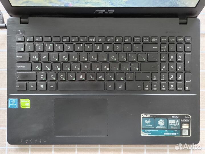 Ноутбук asus X552M