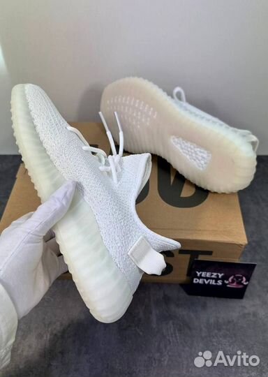 Кроссовки Adidas Yееzy Boost 350 V2 Triple White