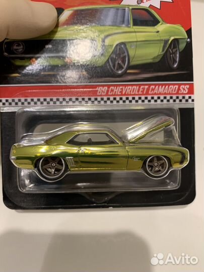 Hot wheels RLC 69 chevrolet camaro ss