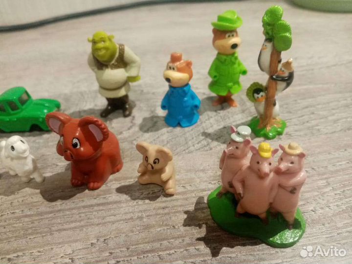 Игрушка из Kinder Surprise