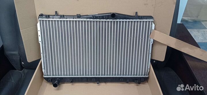 Радиатор охлаждения Chevrolet Lacetti 04-13 МКПП