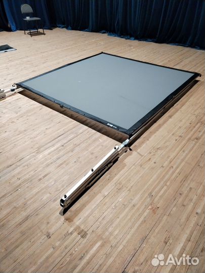 Экран для проектора