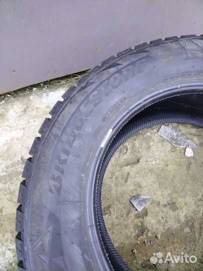 Bridgestone Blizzak DM-V2 265/60 R18 110R
