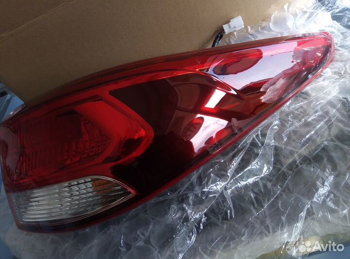 Фары (фонари) задние Киа Рио 17
