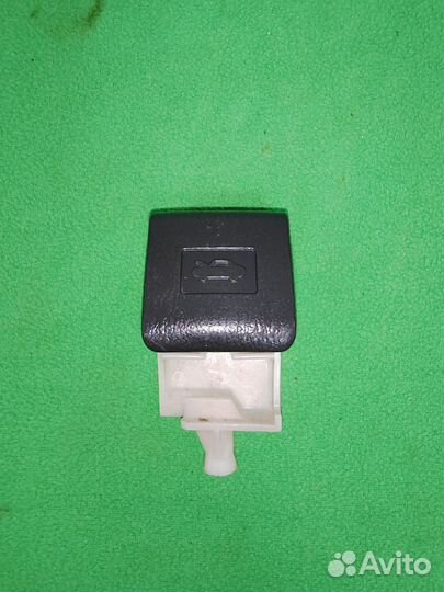 Ручка троса капота toyota land cruiser 200 LX 570