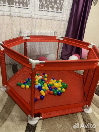 Манеж с шариками