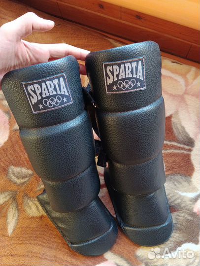 Спортивная защита. Накладки на голень и стопу