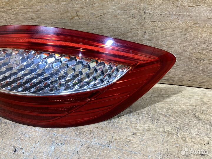 Фонарь правый Ford Mondeo 4 универсал Арт. 111317