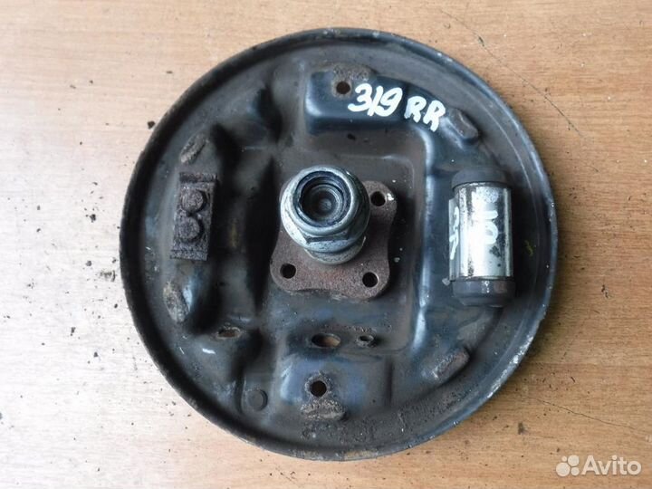 Цапфа Nissan Note -2013