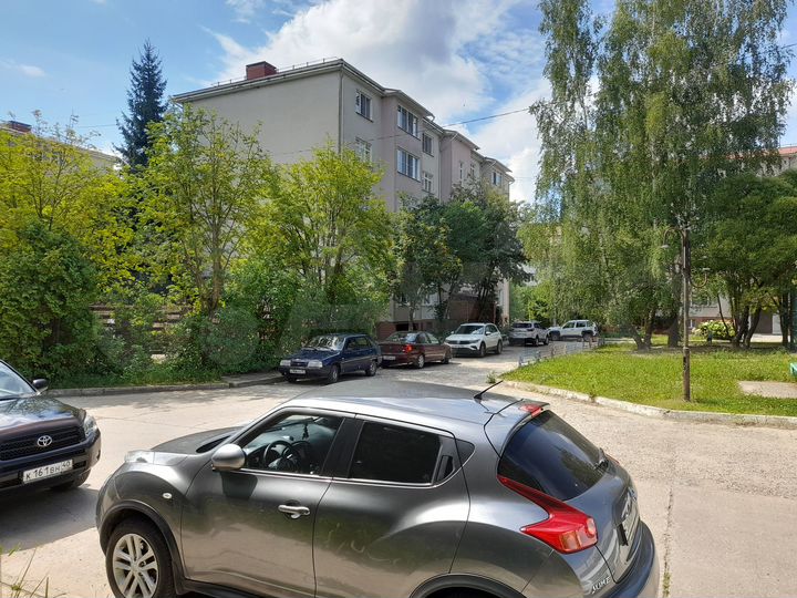 2-к. квартира, 64,8 м², 2/5 эт.