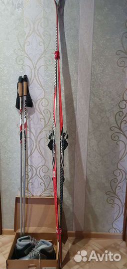 Беговые лыжи