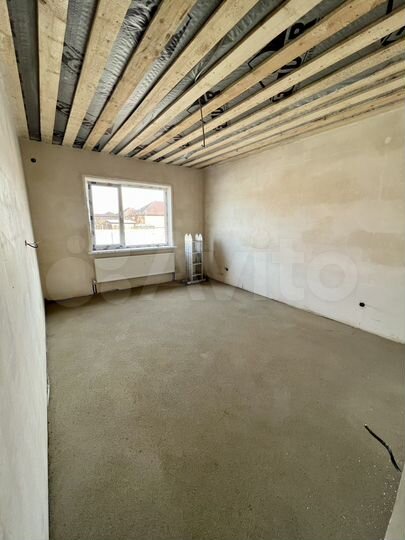 Дом 82 м² на участке 3 сот.