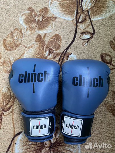 Боксерские перчатки 12 oz clinch