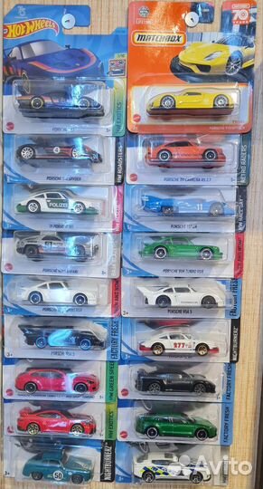 Hot wheels premium&main Porsche