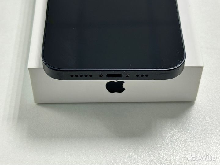 iPhone 12, 64 ГБ