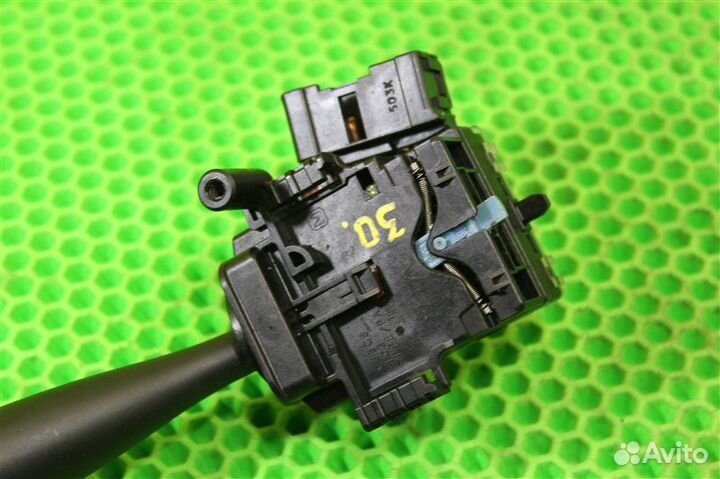 Блок подрулевых переключателей Toyota Vitz SCP10