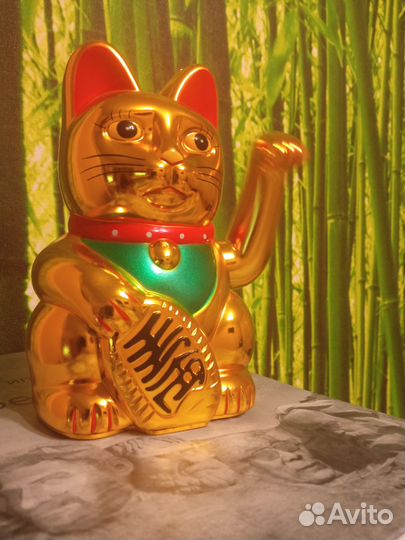 Статуэтка маятник денежный кот Манеки Неко 15 см