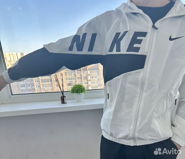 Ветровка nike новая