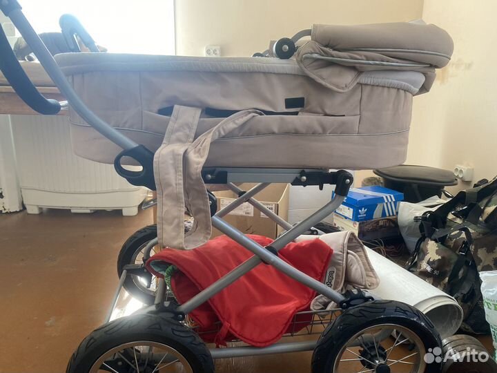 Коляска от 0 до 12 мес