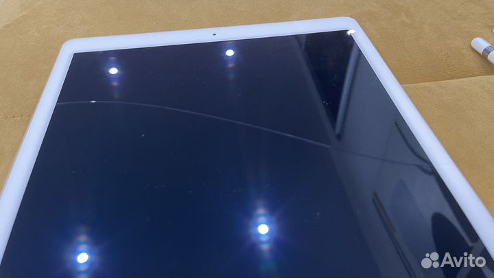 iPad Pro 12,9 1 поколения и Apple Pencil 1