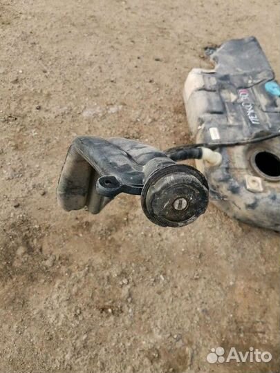 Бак топливный с горловиной (Peugeot 308)