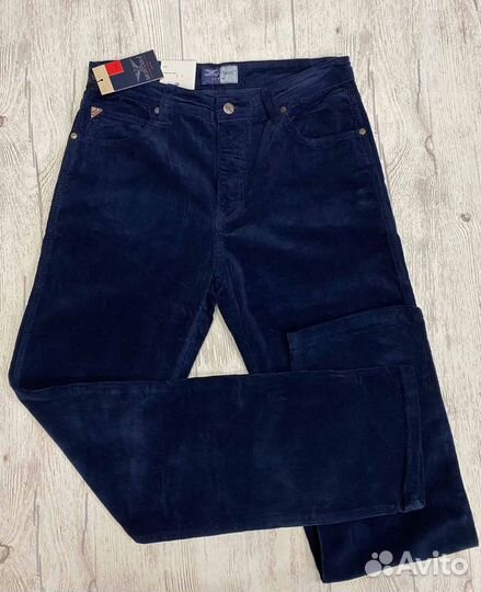 Вельветовые брюки Montana