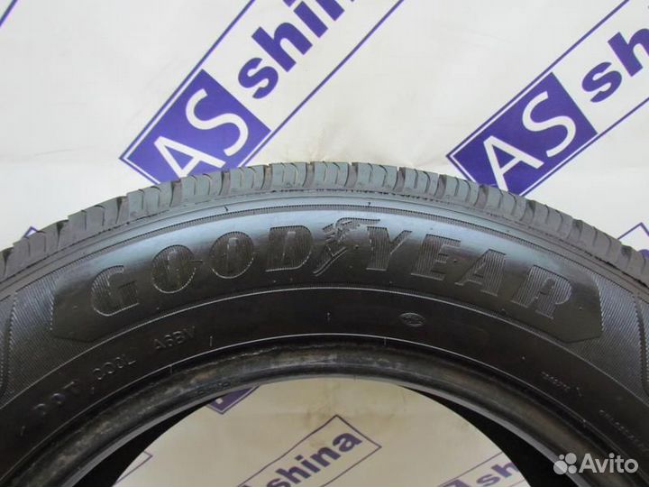 Goodyear EfficientGrip Cargo 215/65 R16C 117D