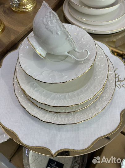 Набор столовой посуды новый