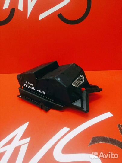 Пластик подрамника BMW S1000RR 10-14