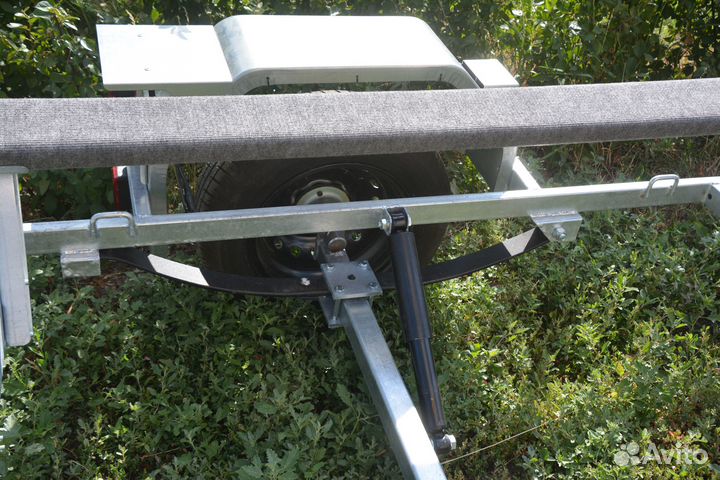 Прицеп для лодок пвх, гидроцикла прицеп лав 81015В