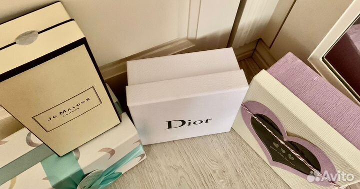 Подарочные коробки