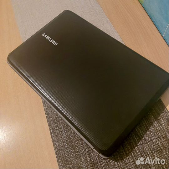 Ноутбук samsung