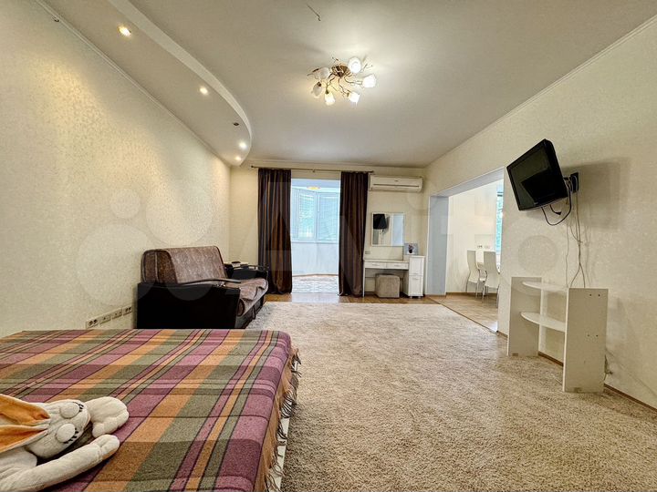 1-к. квартира, 50 м², 2/17 эт.