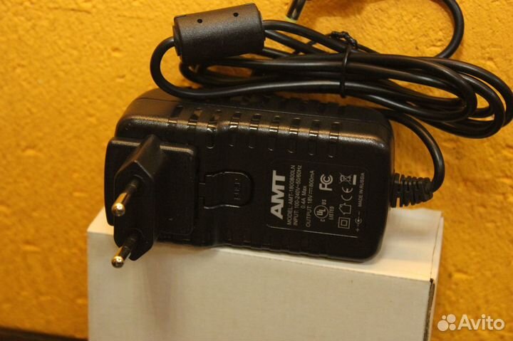 AMT Electronics DC 9/12/18V Power Adapter (новый)