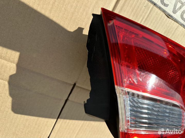 Фонарь левый наружный Toyota Camry V50