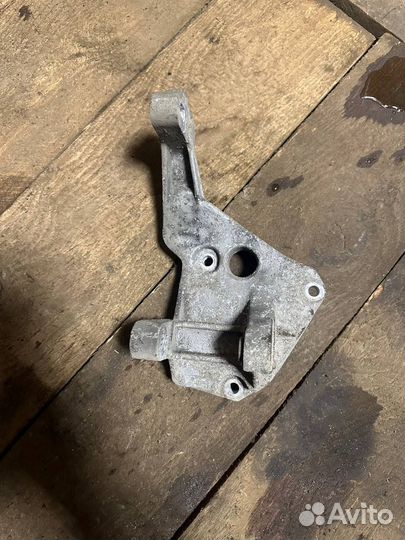 Кронштейн генератора 2170 Priora (2170 Приора)