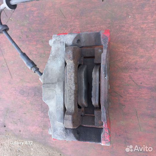 Суппорт Volvo xc90