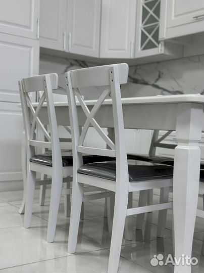 Стол и стулья от производителя. В наличии