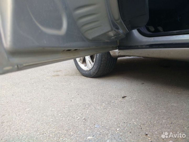Opel Astra 1.6 МТ, 2008, битый, 175 000 км
